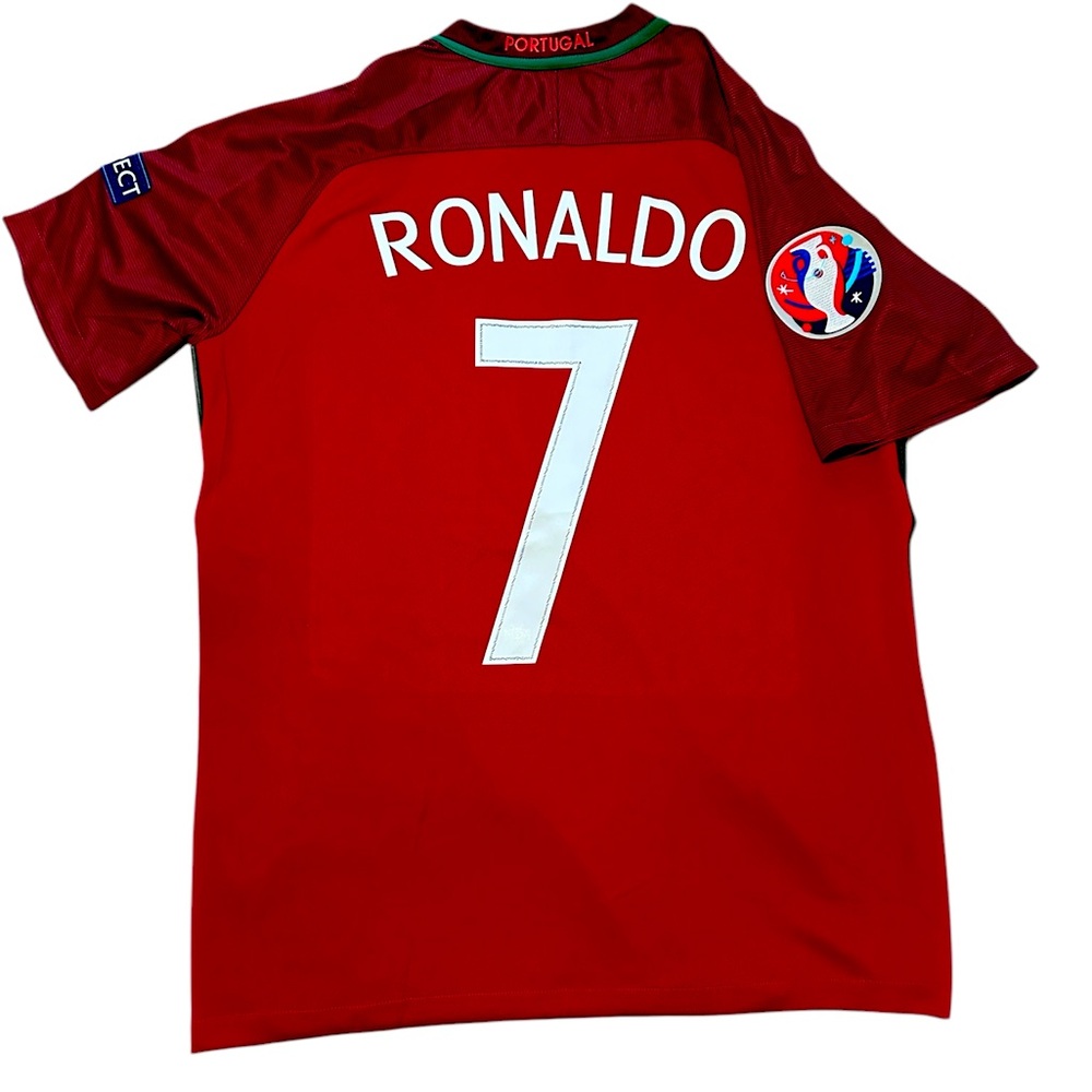 2016 euros Portugal final kit. Cristiano Ronaldo CR7 soccer football jersey. NWT - Picture 2 of 4